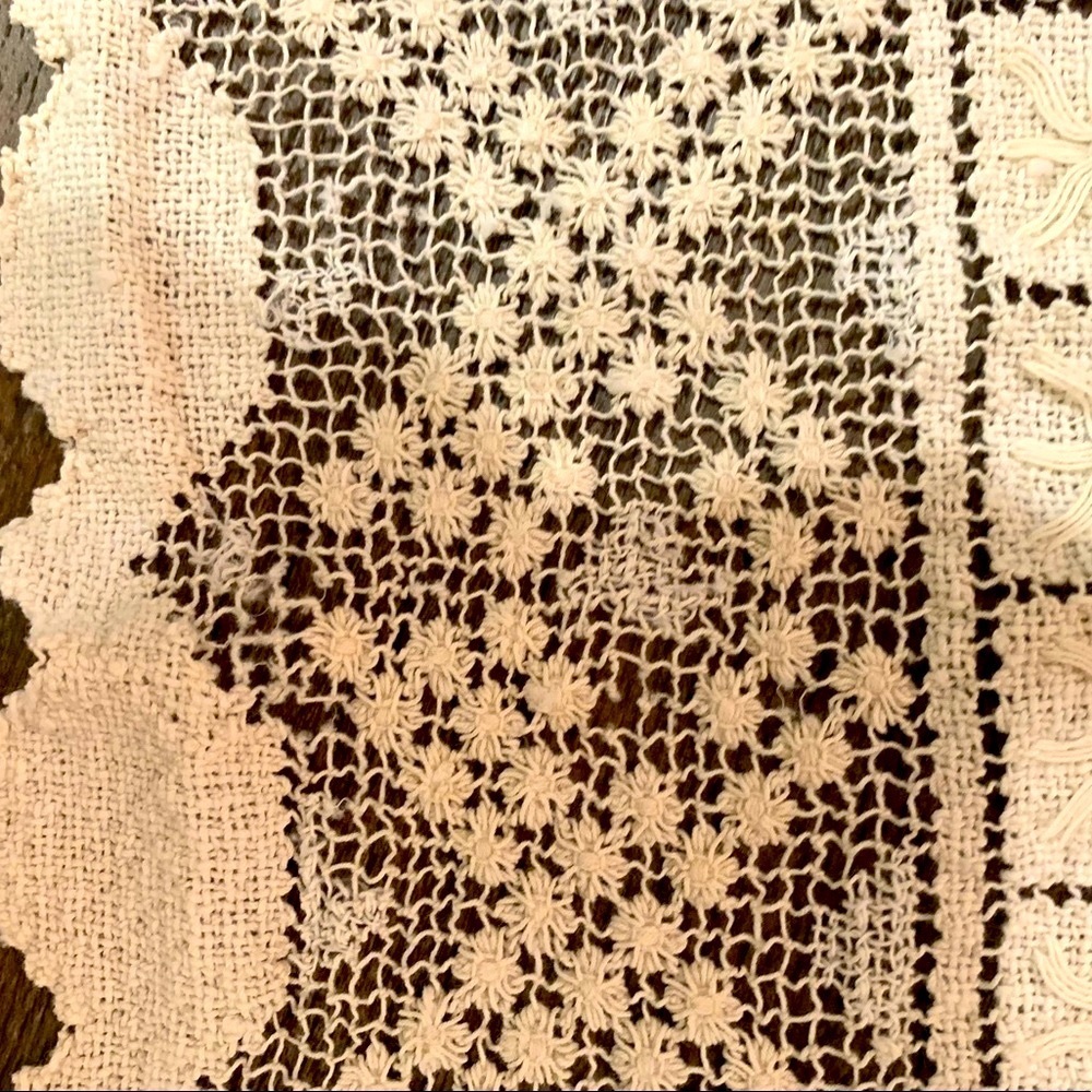 Table Cloth - Picture 5 of 6